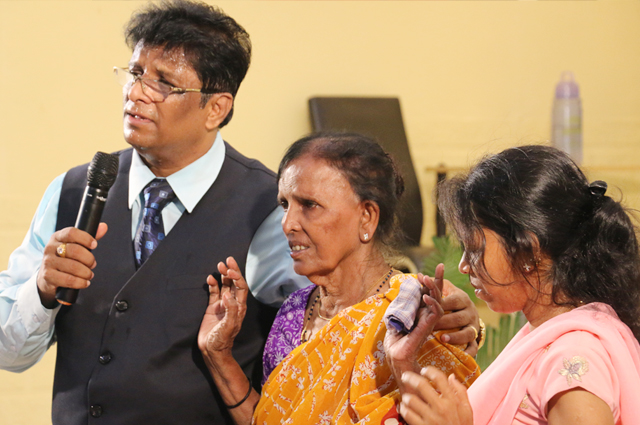 Hundreds massed into the one-day fasting prayer of Grace Ministry organized at Prayer Center in Mangalore here on May 18, 2018. People witnessed Healing, Deliverance, and life-changing testimonies. 